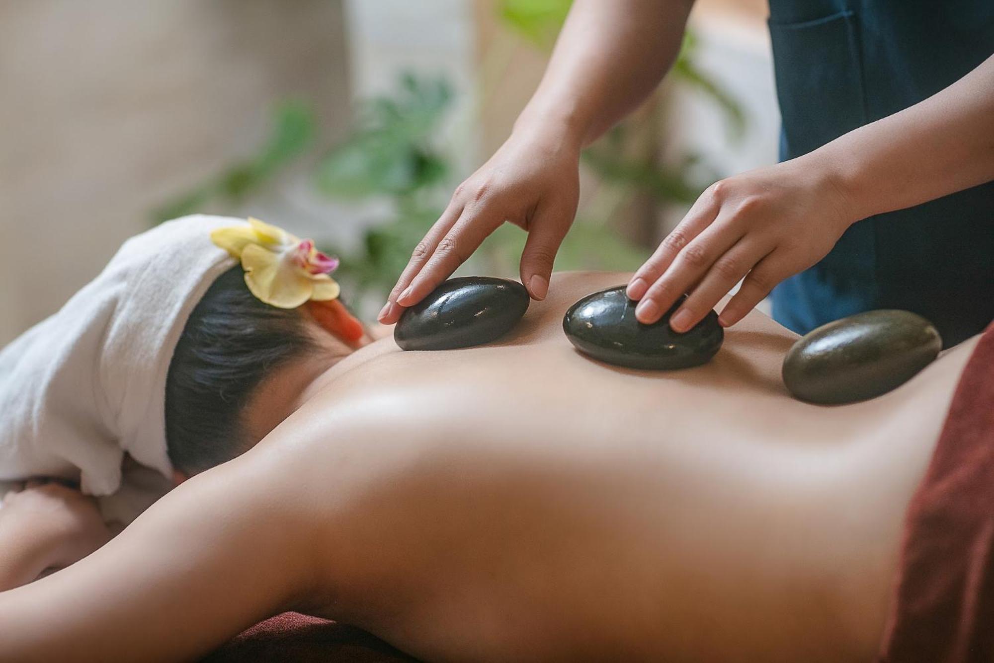 فندق ذا أورينتال جايد هانوي المظهر الخارجي الصورة Hot stone massage