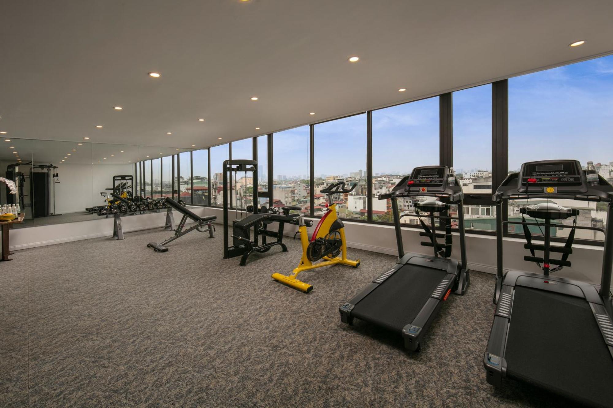 فندق ذا أورينتال جايد هانوي المظهر الخارجي الصورة The gym at the hotel